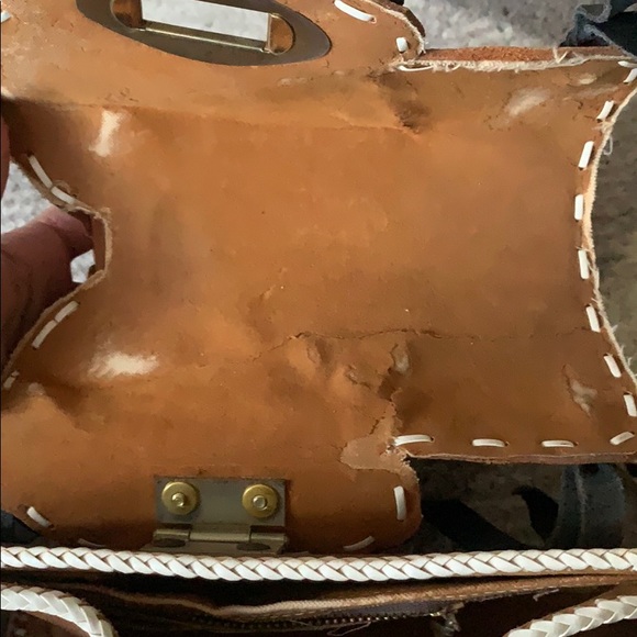 Vintage tooled saddle purse - Picture 8 of 11